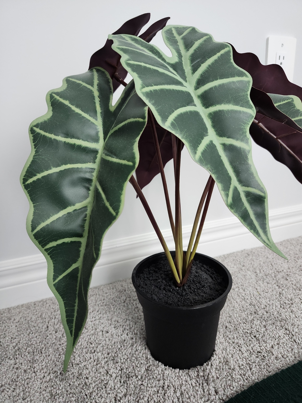Faux Plant Artifical Burgundy Leaf Vase Plant Accent Decor